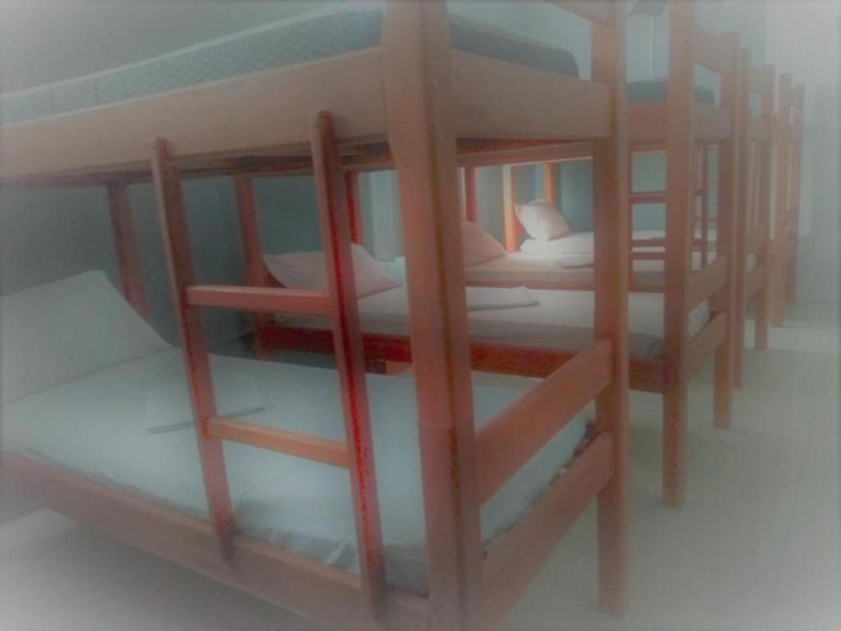 "Le Chat Qui Peche" Hostel A 150 Metros Da Praia De Pajucara Масейо Экстерьер фото